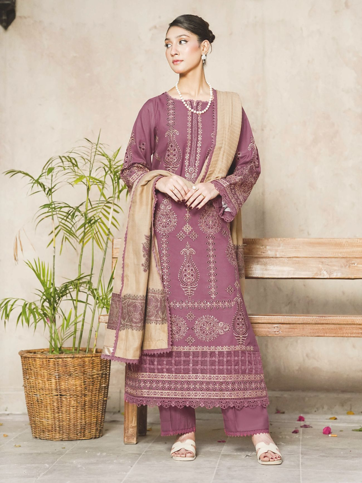 Luxury Embroidered Winter Suit with Jacquard Wool Shawl