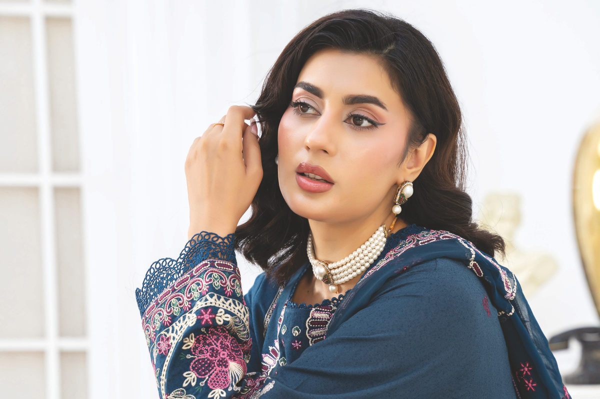 Elegant Embroidered Resham Karandi with Bamber Chiffon Dupatta