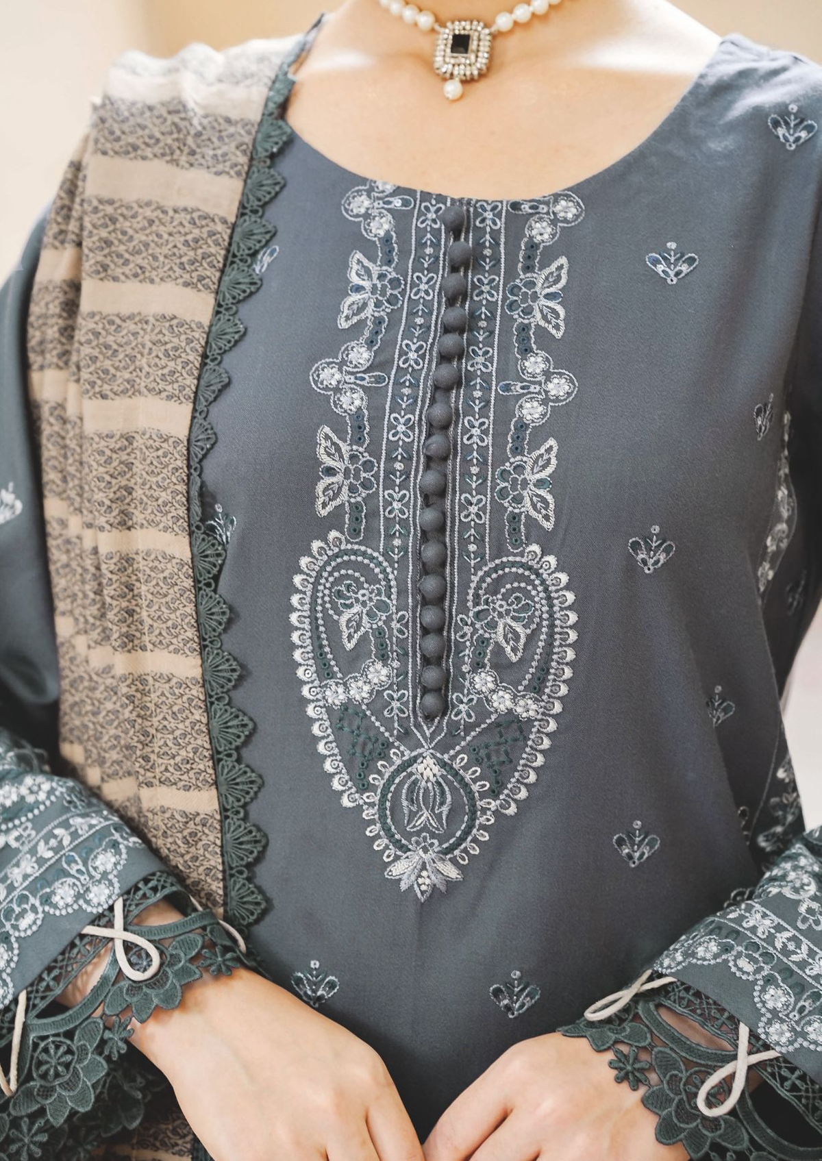 Premium Embroidered Winter 3-Piece Suit with Luxury Jacquard Shawl
