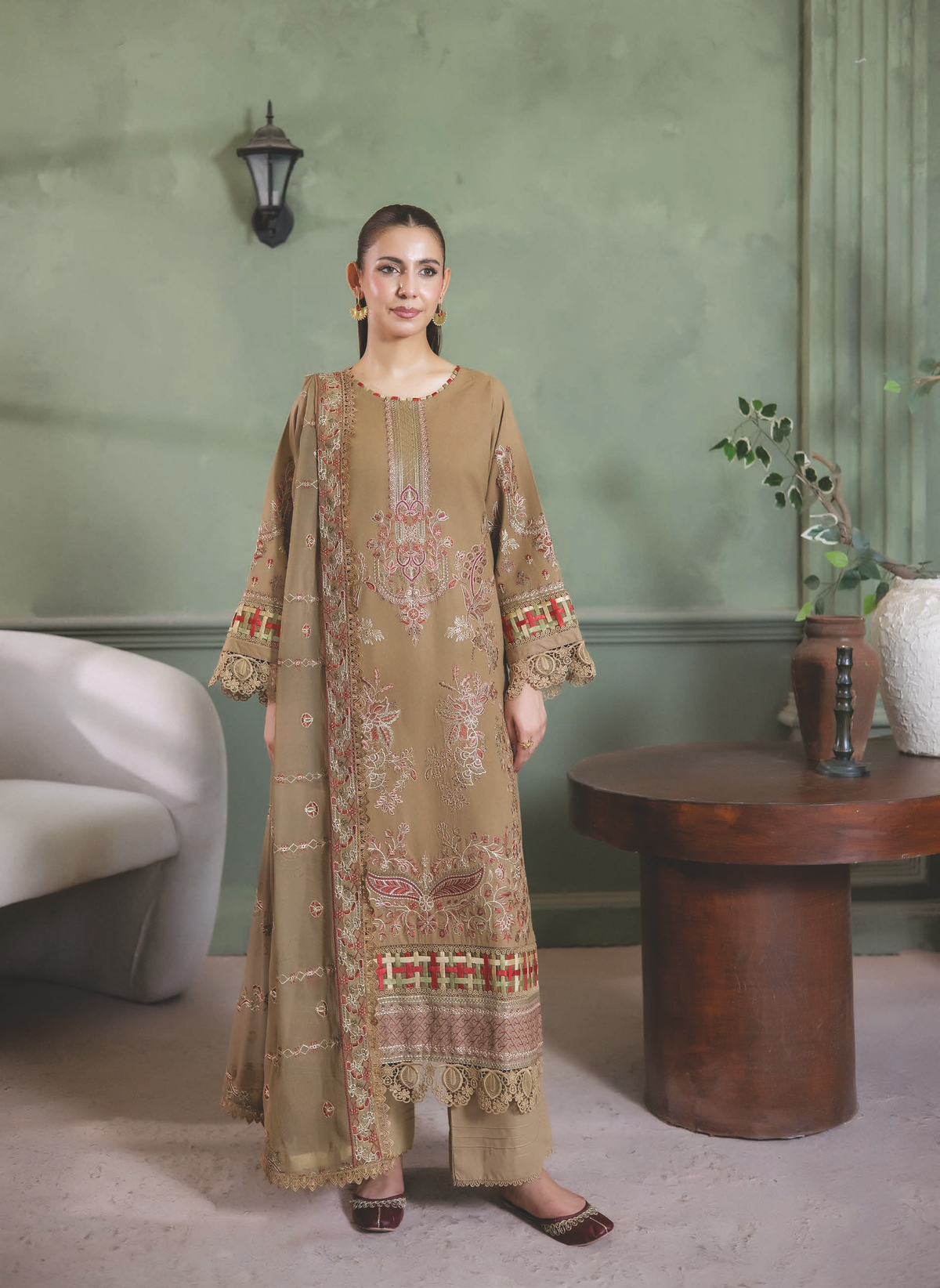 Embroidered Resham Karandi with Embroidered Bamber Chiffon Dupatta