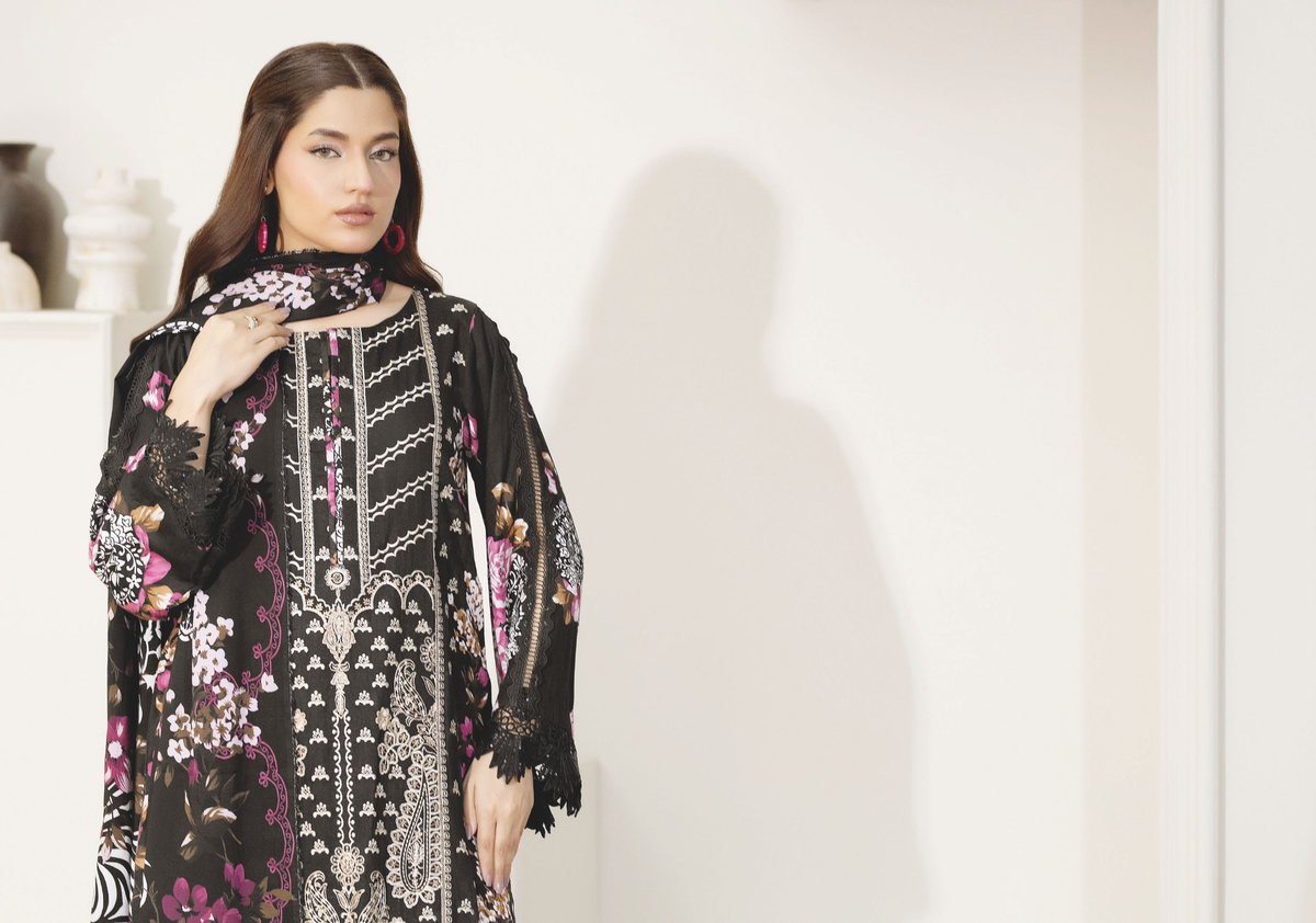 Embroidered Luxury Staple Slub Suit with Printed Shawal – Elegant Winter Collection