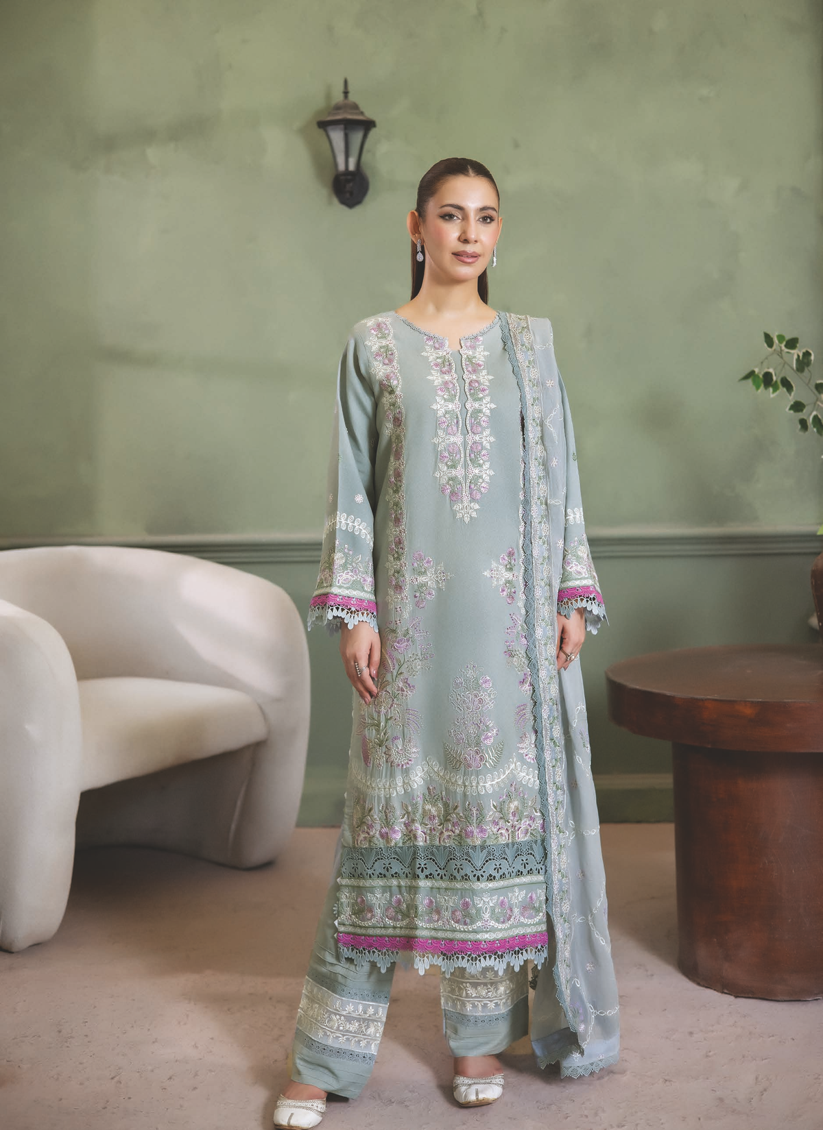 Premium Embroidered Resham Karandi with Bamber Chiffon Dupatta
