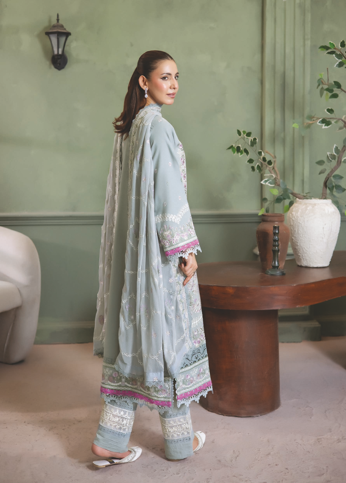 Premium Embroidered Resham Karandi with Bamber Chiffon Dupatta