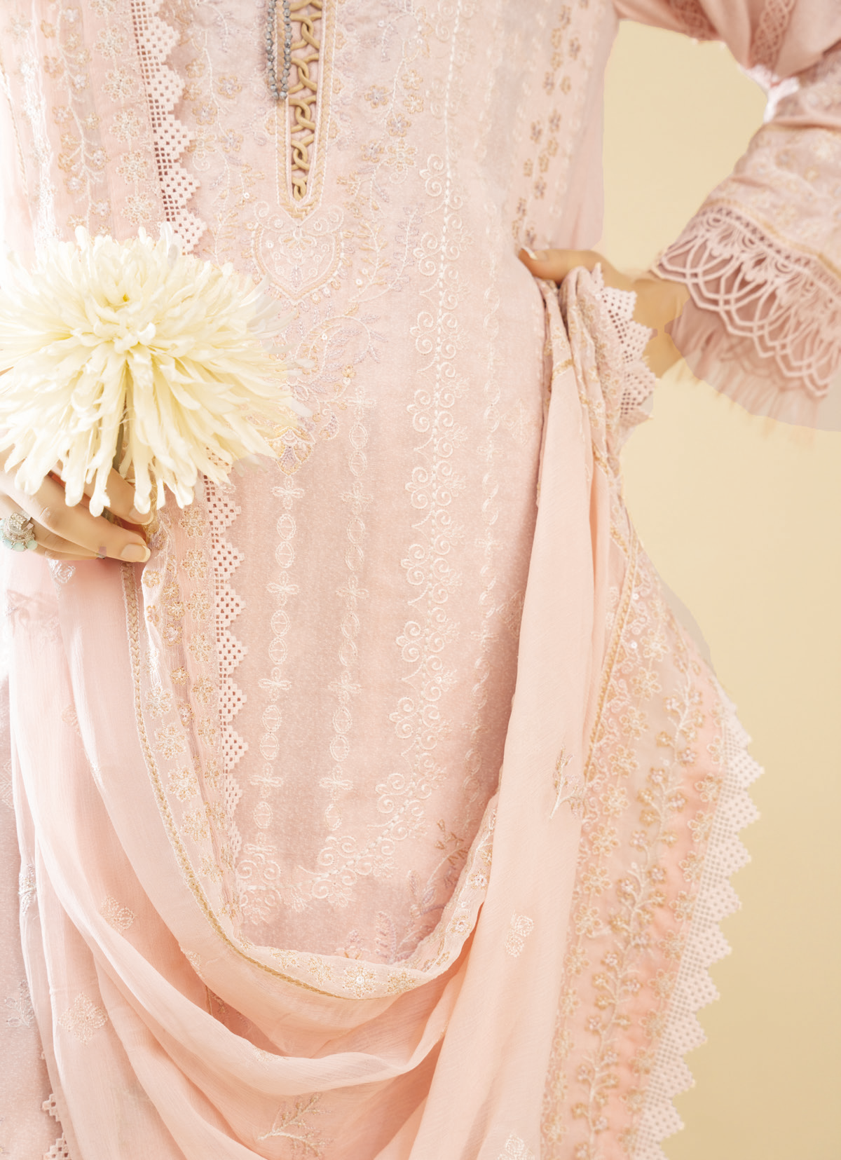 Luxury Resham Embroidered Karandi Dress | Embroidered Bamber Chiffon Dupatta | Winter Wear