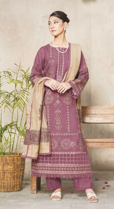 Luxury Embroidered Winter Suit with Jacquard Wool Shawl