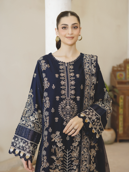 Premium Winter Karandi Suit | Embroidered Resham Karandi with Embroidered Bamber Chiffon Dupatta