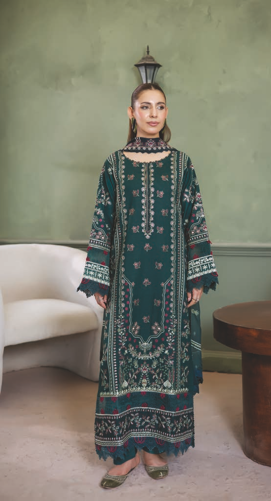 Luxury Resham Karandi Embroidered Suit with Chiffon Dupatta