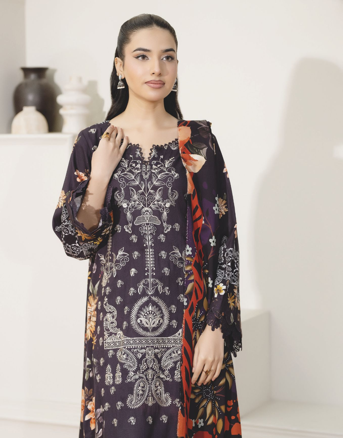 Embroidered Luxury Staple Slub 3-Piece Suit – Printed Shawal & Elegant Embroidery