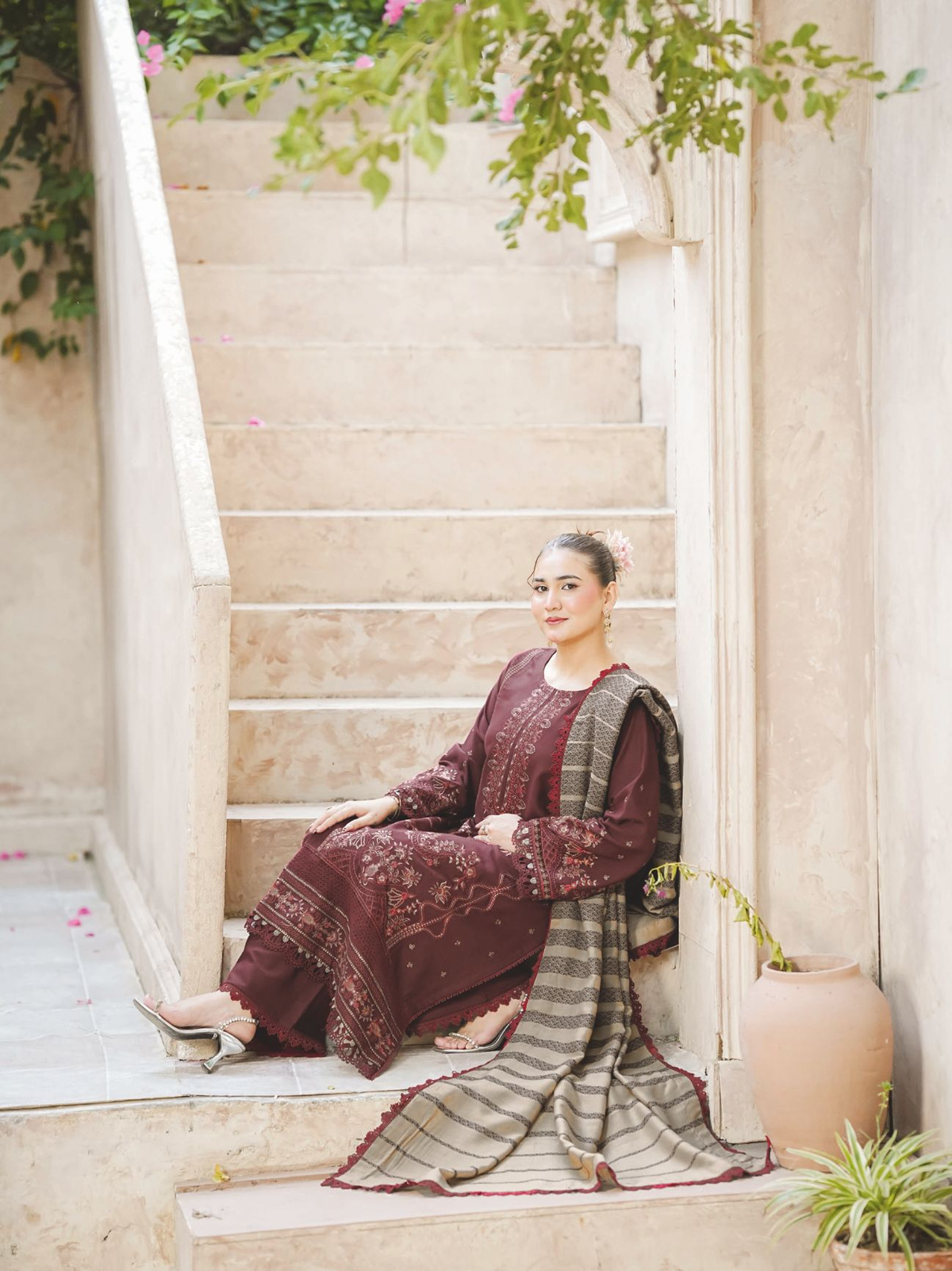 Premium Embroidered Winter 3-Piece Suit with Luxury Jacquard Shawl