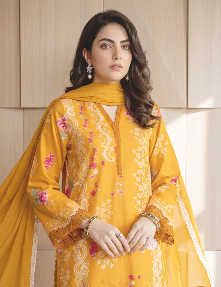 Women's Premium Winter Outfit with Coordinated Printed Shawl