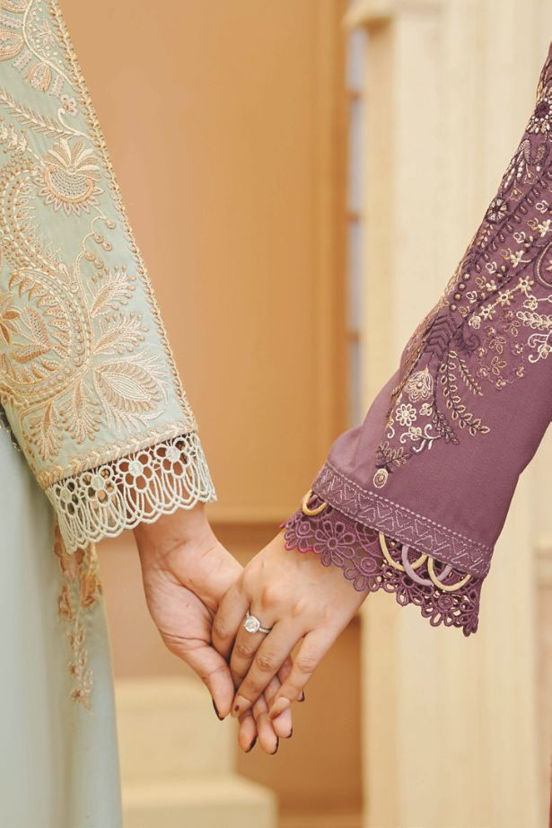 Embroidered Winter Luxury Suit with Jacquard Wool Shawl
