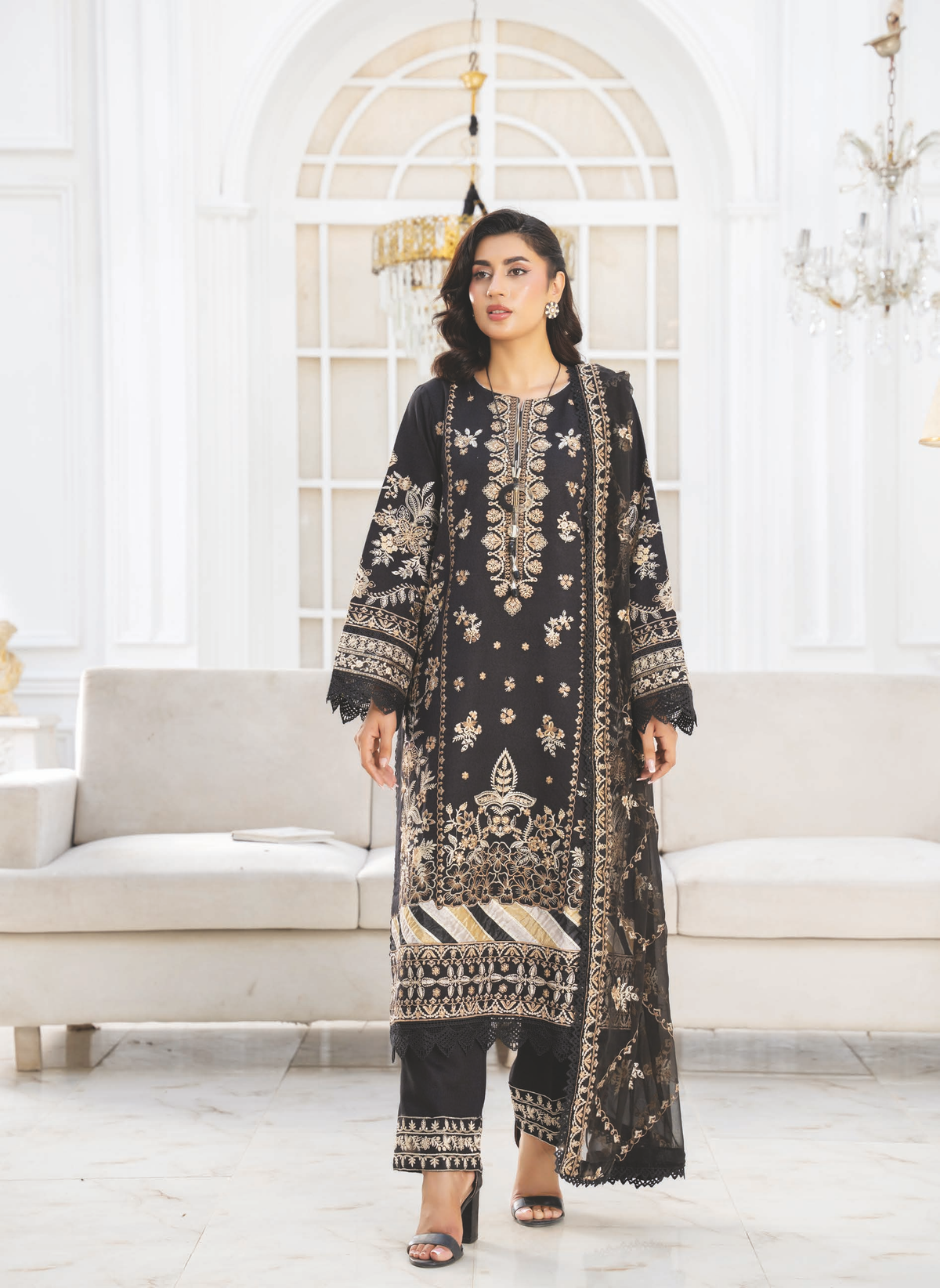 Luxury Resham Karandi Embroidered Suit with Chiffon Dupatta