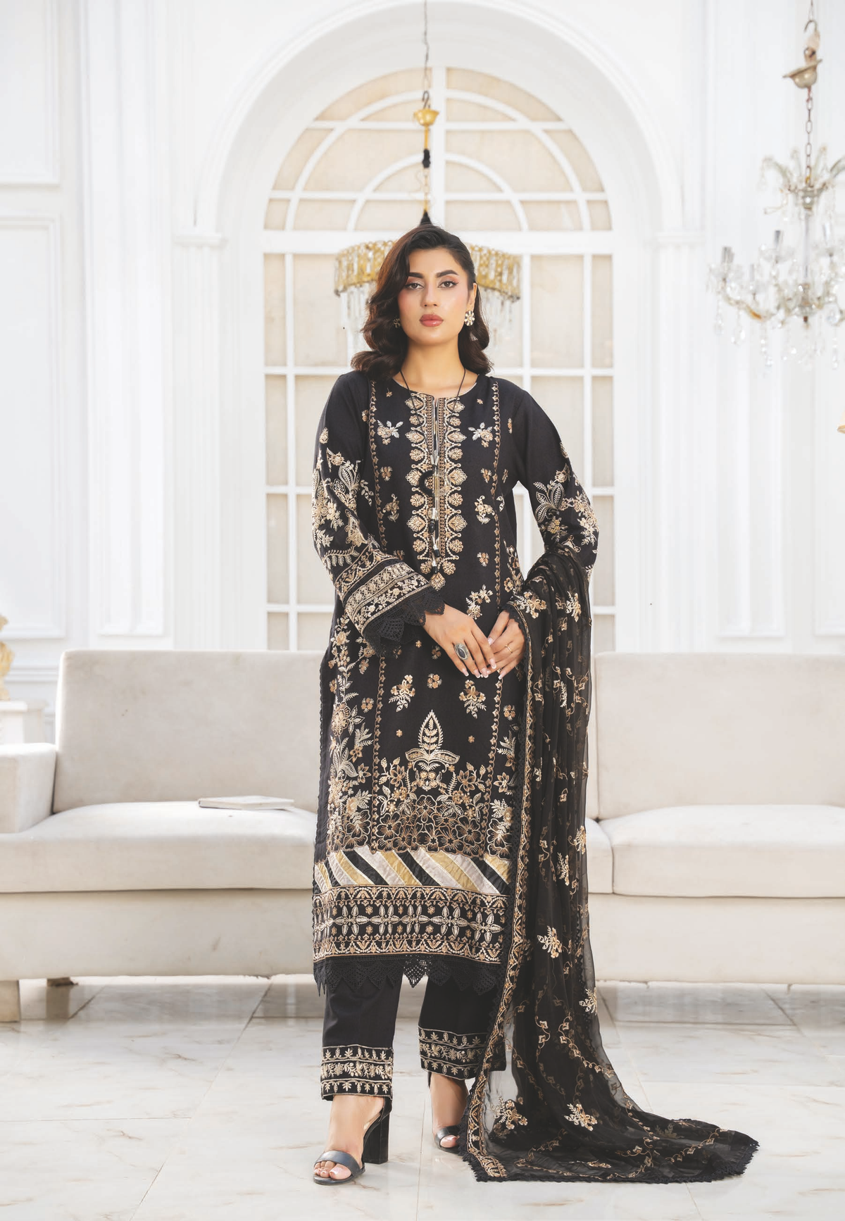 Luxury Resham Karandi Embroidered Suit with Chiffon Dupatta