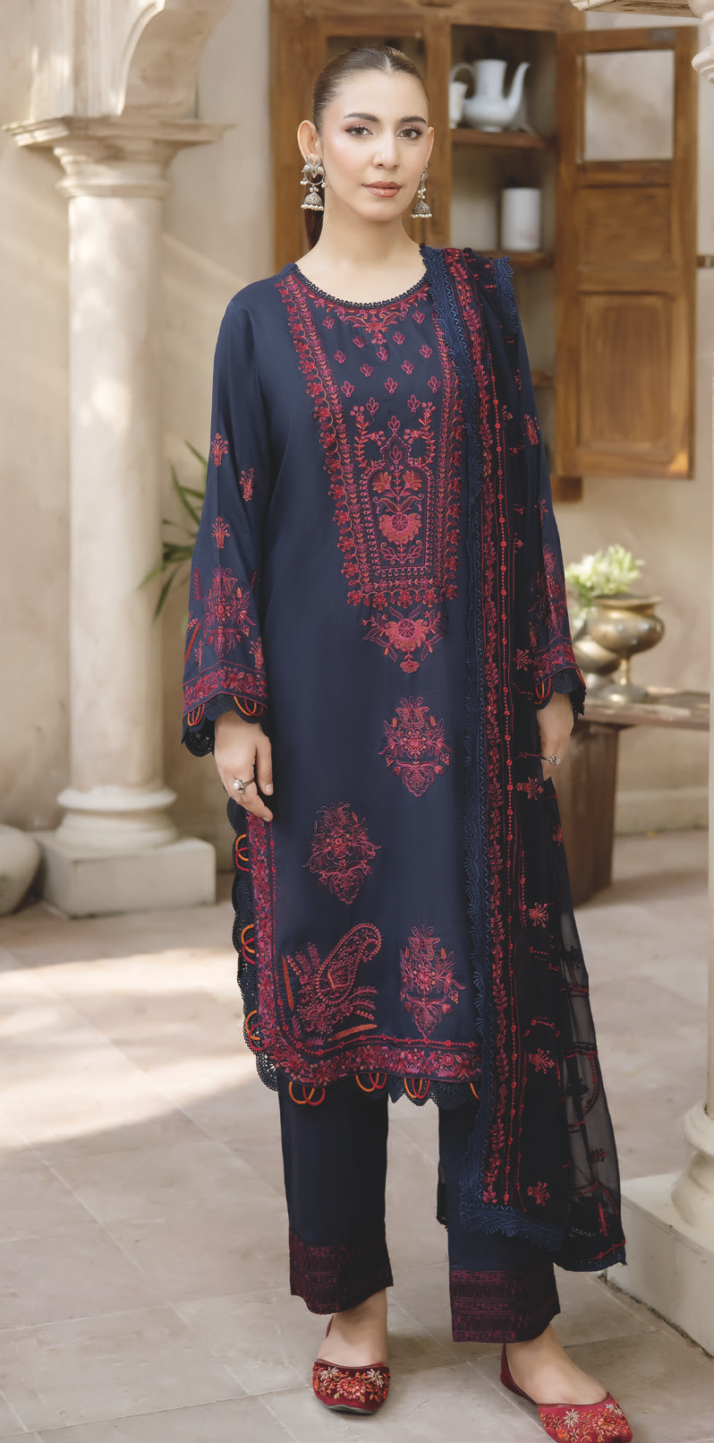 Embroidered Silk Viscose 3 Piece with Luxury Chiffon Dupatta