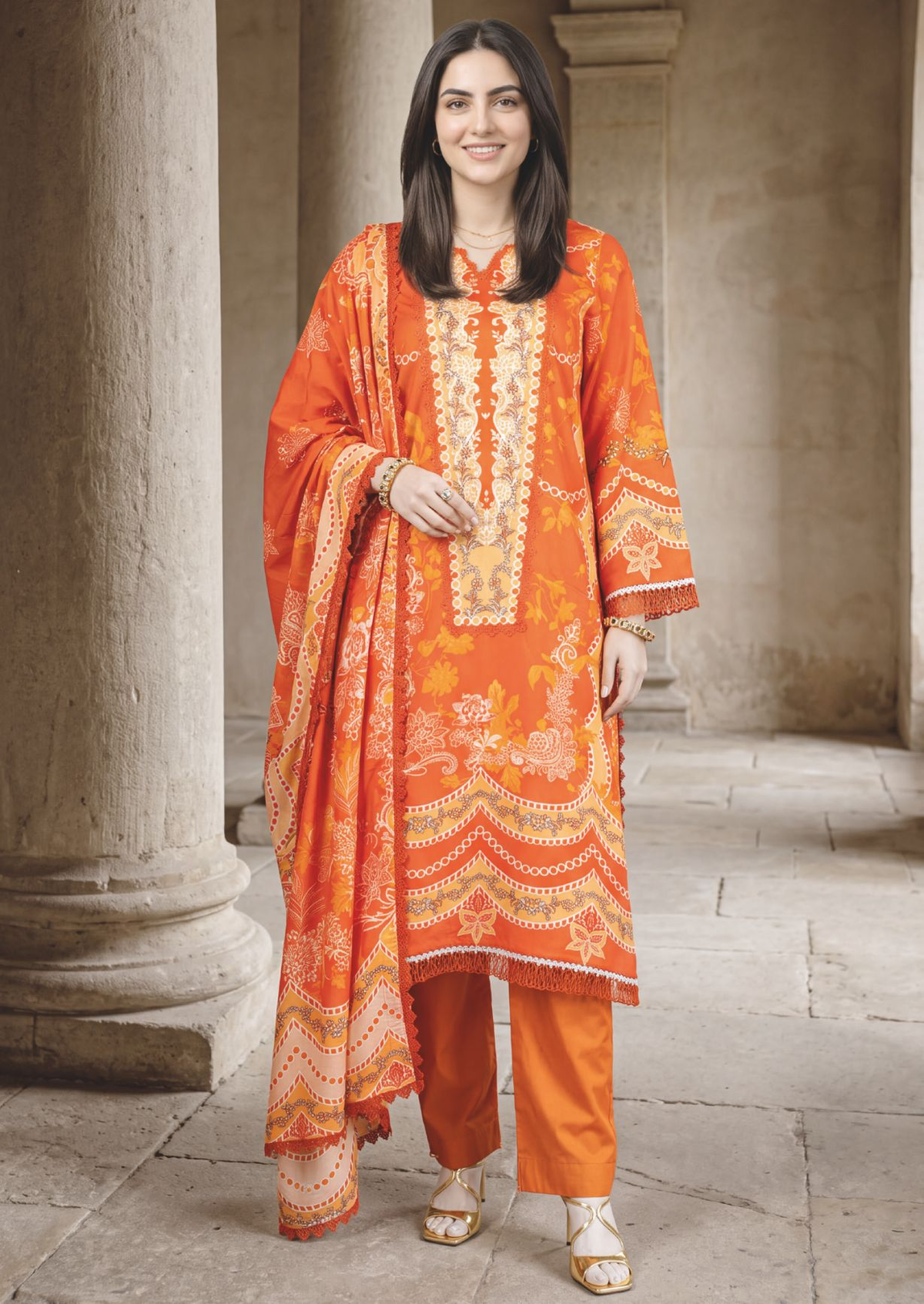 Luxury Women's Winter Collection with All-Over Printed Shawl