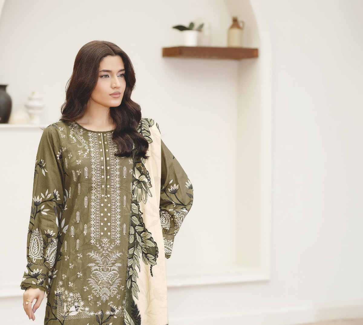 Embroidered Luxury Staple Slub Suit with Printed Shawal – Timeless Pakistani Winter Wear