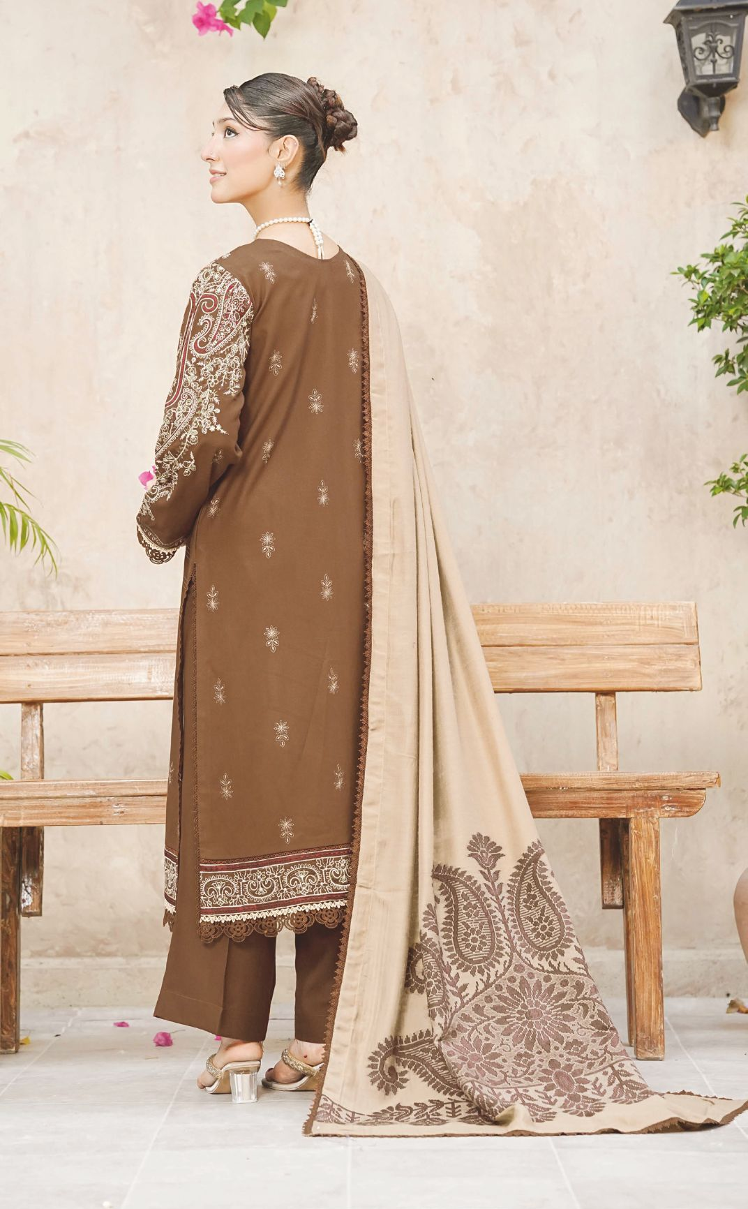 Luxury Embroidered Winter Suit with Jacquard Wool Shawl