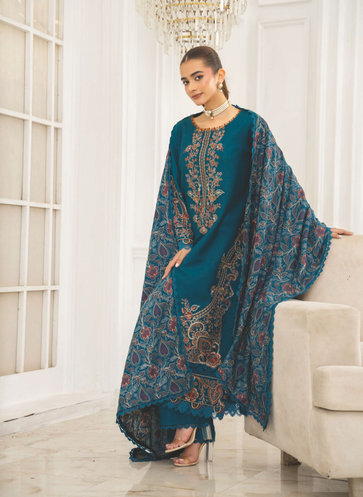 Luxury Embroidered Winter 3-Piece Suit with Shawl