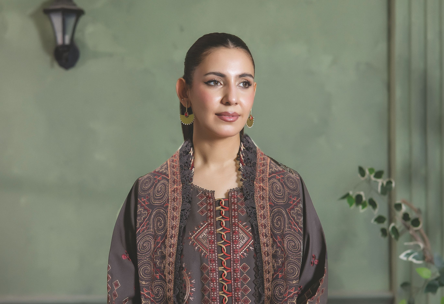 Embroidered Winter Suit with Embroidered Shawl