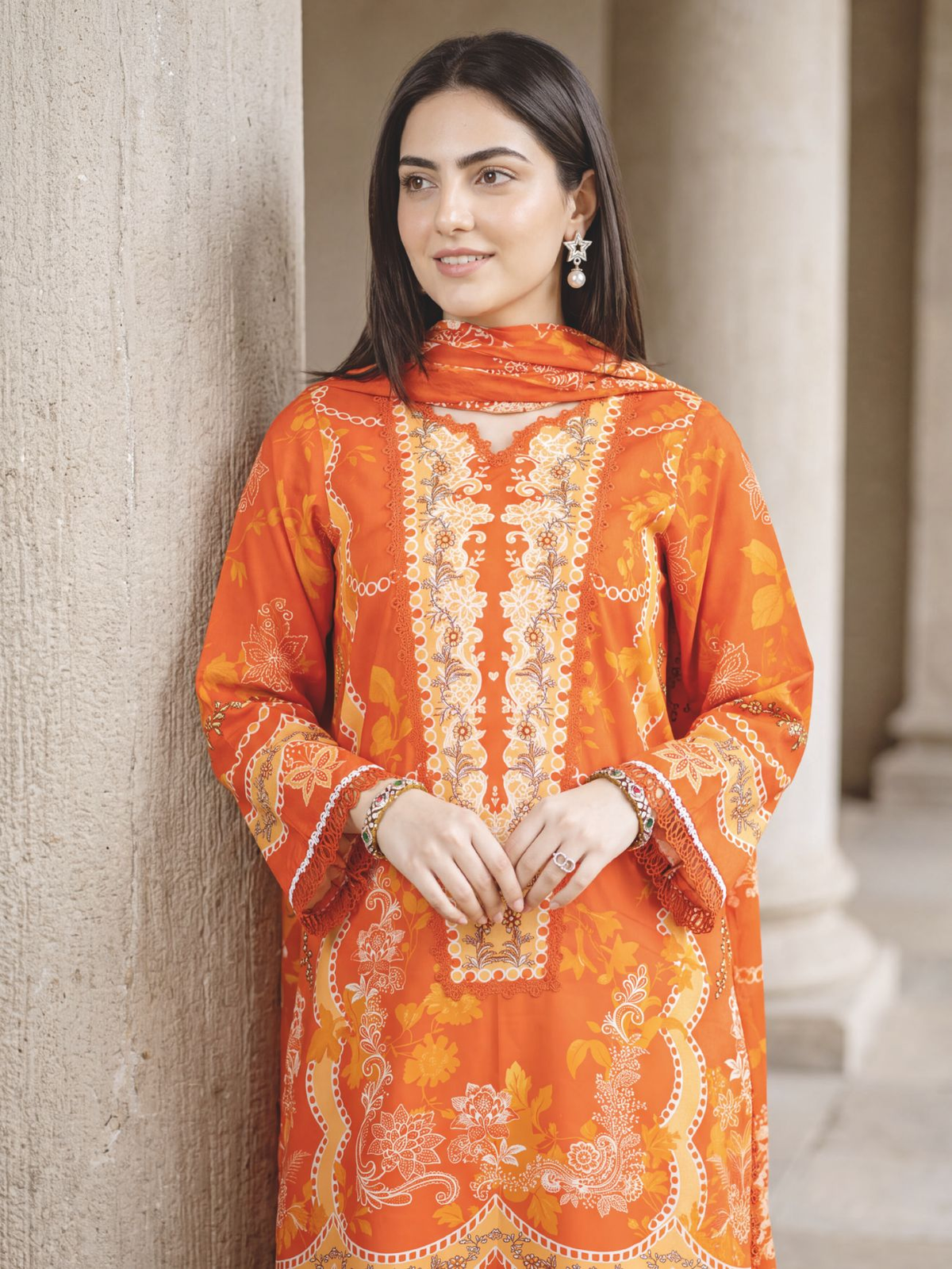 Luxury Women's Winter Collection with All-Over Printed Shawl